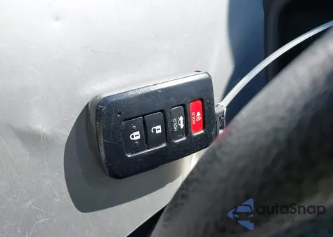 2012 Toyota Camry Hybrid Le from USA, damaged, VIN 4T1BD1FK2CU063301